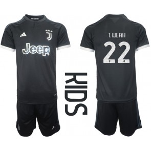 Juventus Timothy Weah #22 Replika Babytøj Tredje sæt Børn 2023-24 Kortærmet (+ Korte bukser)
